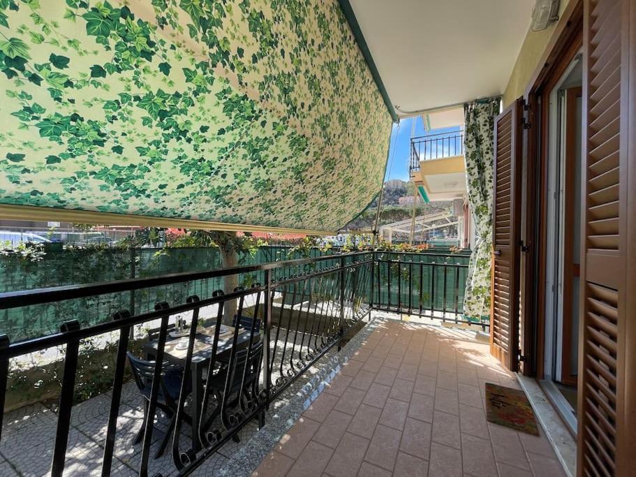 Appartement Free Parking Casa Con Giardino - Centro Mare A 5 Minuti à Pietra Ligure Extérieur photo