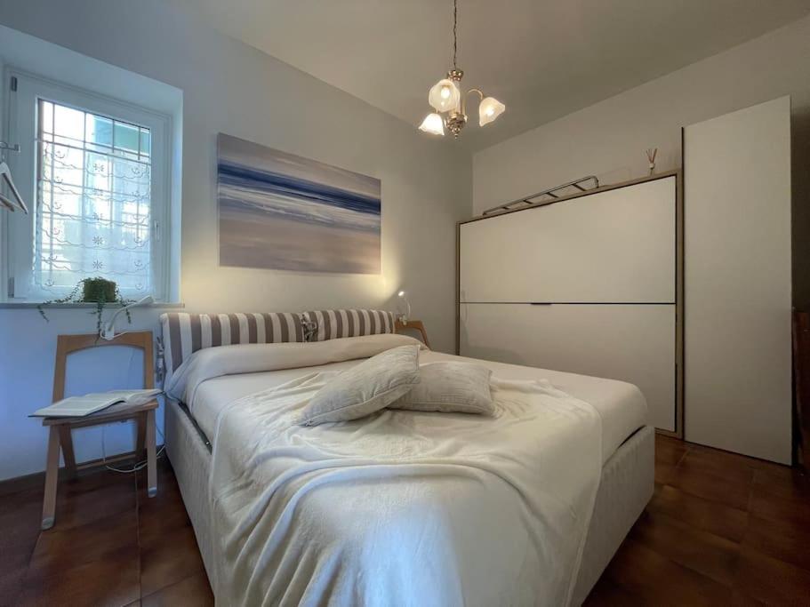 Appartement Free Parking Casa Con Giardino - Centro Mare A 5 Minuti à Pietra Ligure Extérieur photo