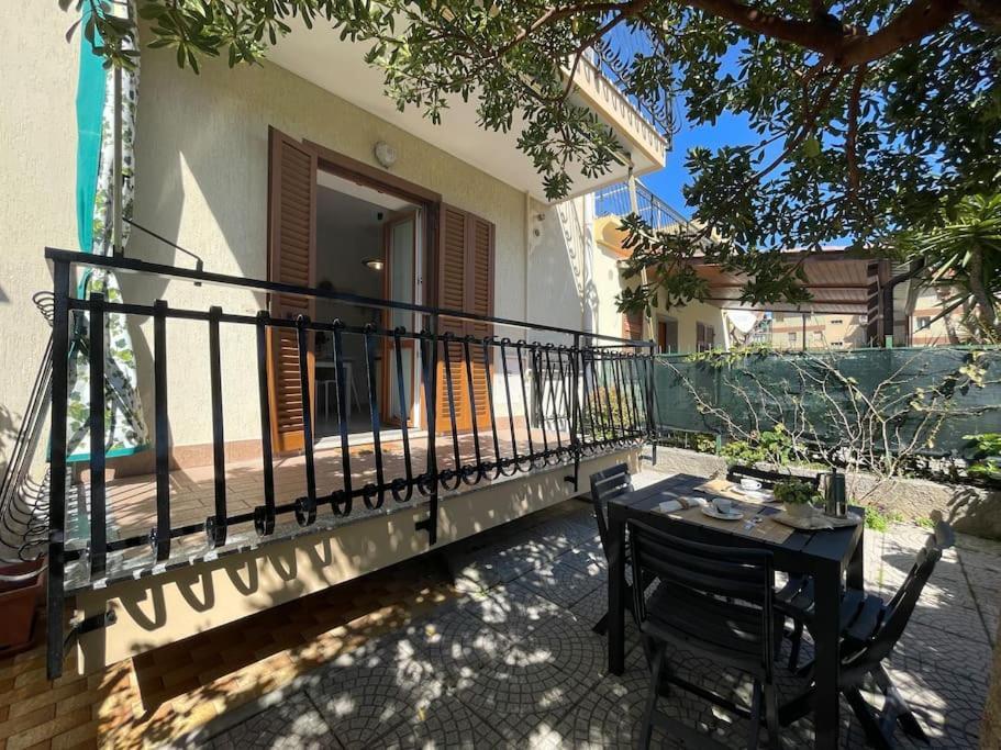 Appartement Free Parking Casa Con Giardino - Centro Mare A 5 Minuti à Pietra Ligure Extérieur photo