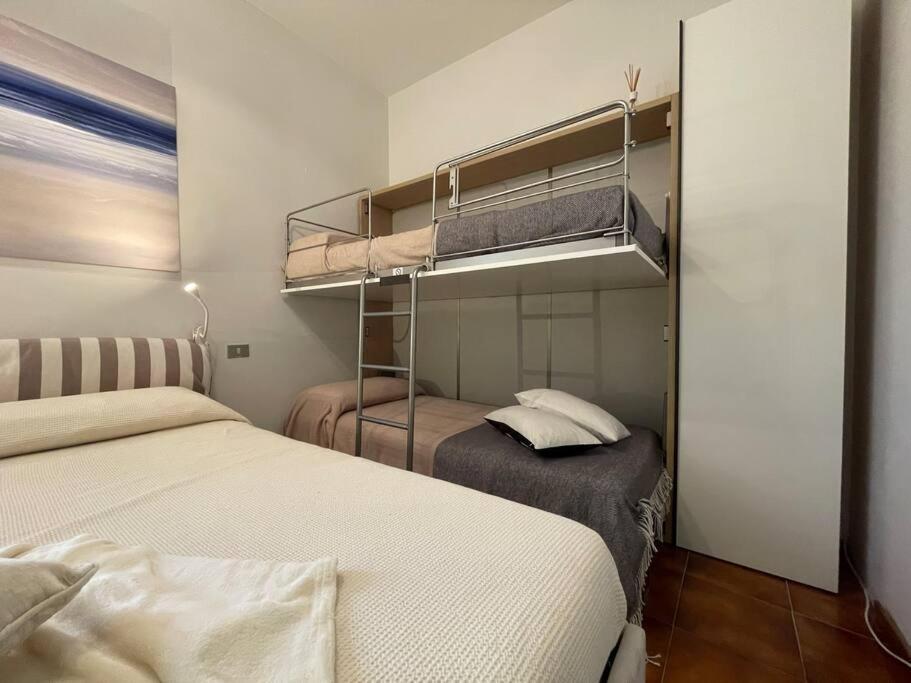 Appartement Free Parking Casa Con Giardino - Centro Mare A 5 Minuti à Pietra Ligure Extérieur photo